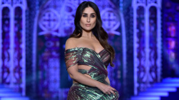Kareena Kapoor Khan walks the ramp at the GRAND FINALE of Lakme Fashion Week | part 1