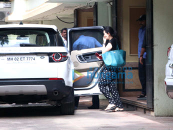 Karisma Kapoor spotted in Bandra