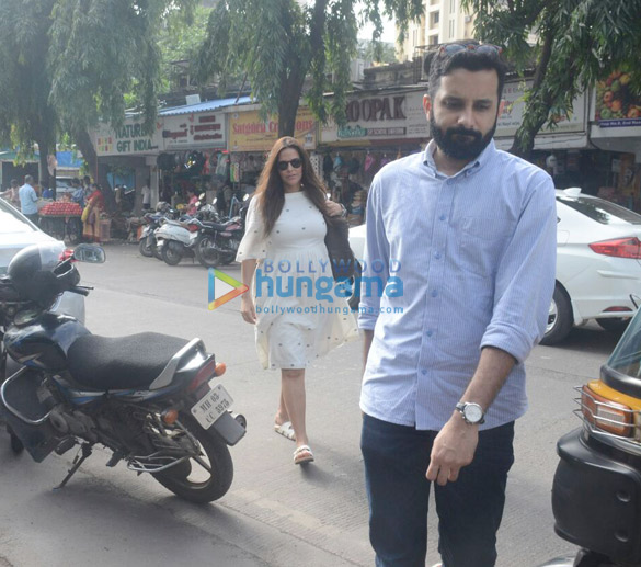 neha dhupia snapped at khar 2