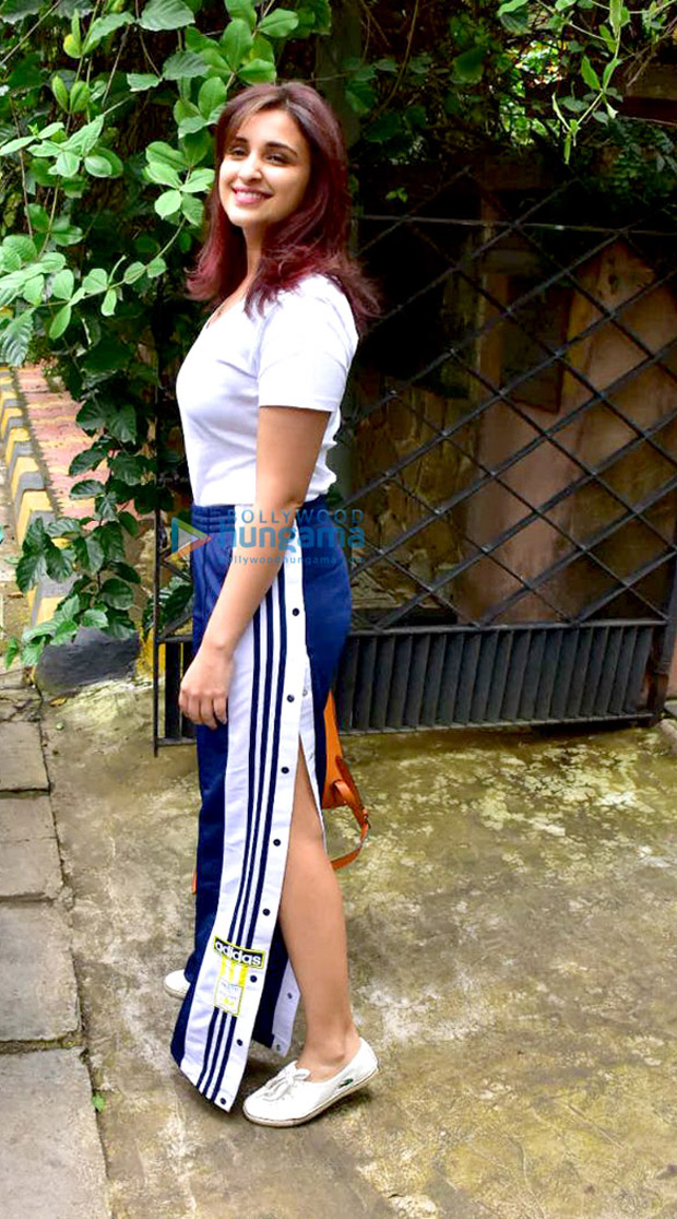 Whoa! Parineeti Chopra REVAMPS her look and red is definitely her colour! Whoa! Parineeti Chopra REVAMPS her look and red is definitely her colour!
