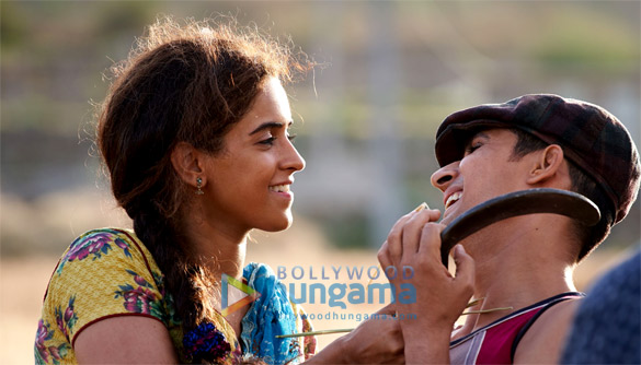 pataakha 001 1