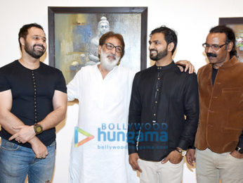 Ranvir Shorey, Parvez Damania & Ashok Dhamankar grace Vishwa Sahni and Sonu Gupta's solo art shows