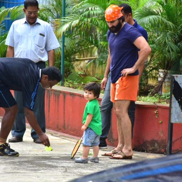 Saif Ali Khan indulges Taimur in a game of badminton as mommy Kareena Kapoor is away on a gym run (see pics) Saif Ali Khan indulges Taimur in a game of badminton as mommy Kareena Kapoor is away on a gym run (see pics)