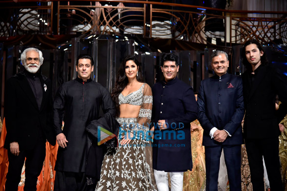 Salman Khan and Katrina Kaif walks the ramp for Manish Malhotra’s fashion show (2)