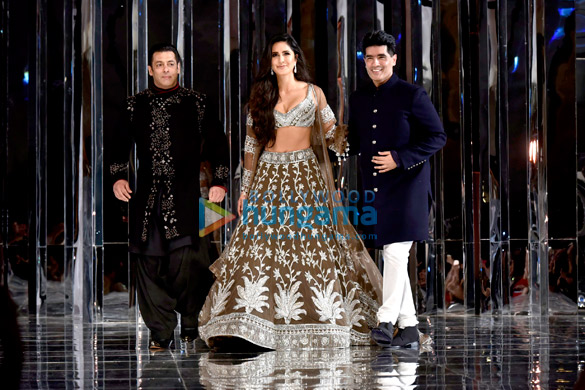 Salman Khan and Katrina Kaif walks the ramp for Manish Malhotra’s fashion show (7)