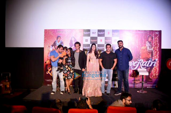 salman khan graces the trailer launch of the film loveratri 001
