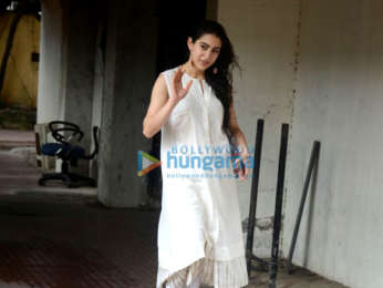Sara Ali Khan snapped at the gym in Khar