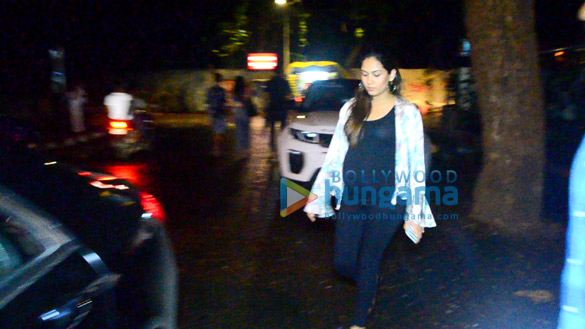 shahid kapoor and mira rajput snapped in bandra 1