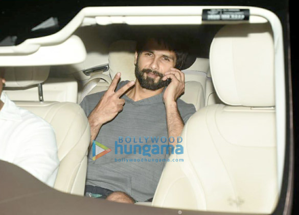 shahid kapoor snapped out and about in mumbai 4