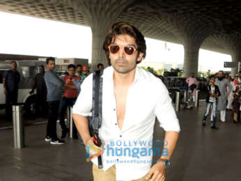 Shilpa Shetty, Ranveer Singh, Disha Patani and others snapped at airport