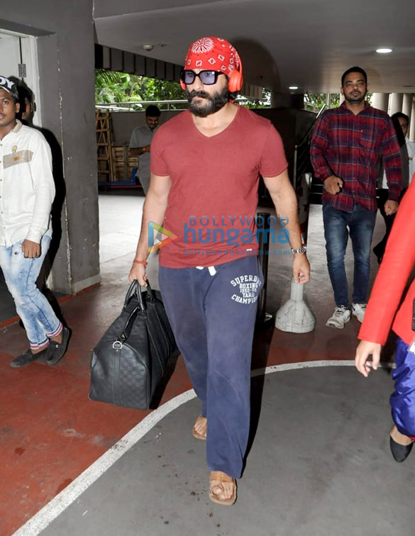 shilpa shetty ranveer singh disha patani and others snapped at airport 9