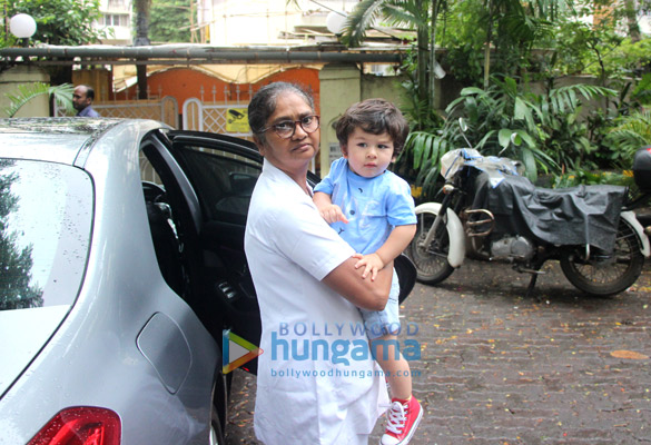 soha ali khan visits taimur ali khans playschool with inaaya naumi 2