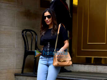 Sophie Choudry snapped at Manish Malhotra's house in Khar