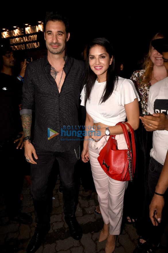 sunny leone and pooja chopra snapped in juhu 2