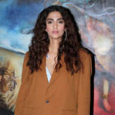 The Zoya Factor LOOK OUT: Sonam Kapoor is a BAWSE BABE in permed hair, hubby Anand Ahuja and bro Arjun Kapoor are all praises (see pictures)