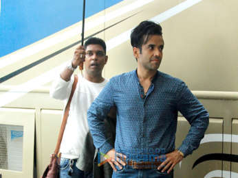 Tusshar Kapoor, Mandira Bedi and Rajeev Khandelwal snapped on sets of the show Juzz Baatt