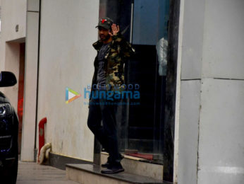Varun Dhawan and Sonal Chauhan snapped outside the gym in Bandra