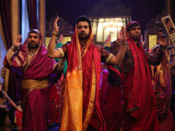 WHOA! Rajkummar Rao dresses up in a saree for Stree