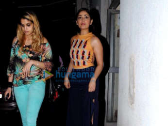 Yami Gautam and Shahid Kapoor promote Batti Gul Meter Chalu at 98.3 FM Radio Mirchi office