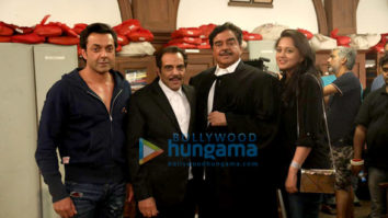 On The Sets Of The Movie Yamla Pagla Deewana Phir Se