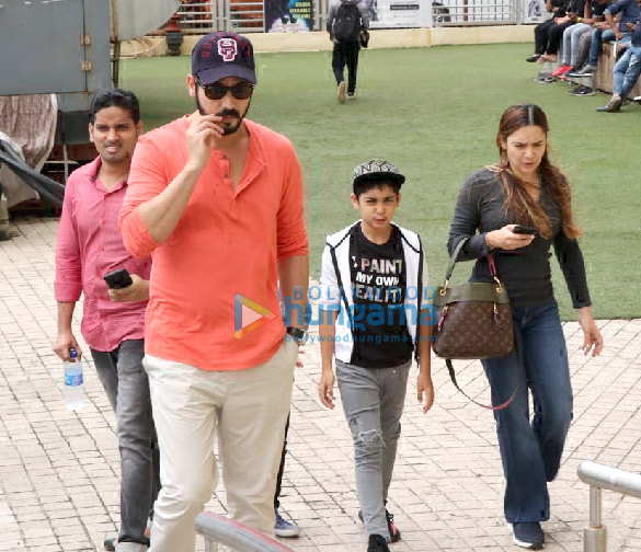 zayed khan spotted with his family at pvr juhu 4