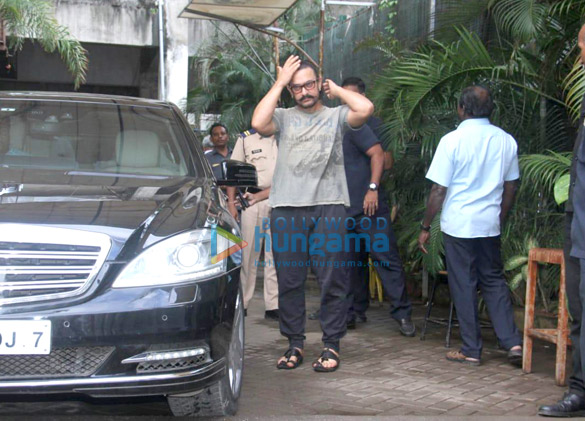 aamir khan spotted at a spa in bandra 4 2