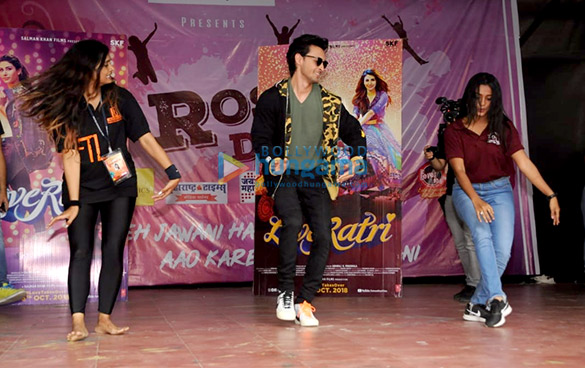 aayush sharma snapped promoting his film loveratri at ruia college 2