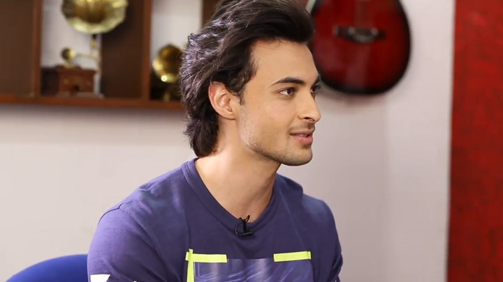 Aayush Sharma: “I am not tired of the NEPOTISM question”| RAPID FIRE | SRK | Salman | Aamir