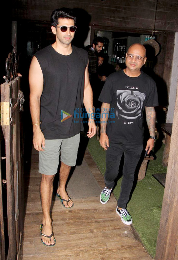 aditya roy kapur snapped at hakims aalim 2