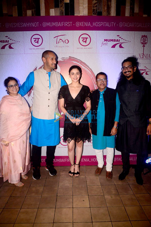 alia bhatt snapped at east greets west conversation by tapan mody 3
