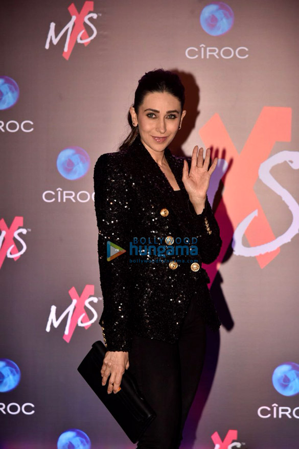 amitabh bachchan navya naveli nanda jaya bachchan and others snapped at shweta bachchan nandas label launch with monisha jaising 5