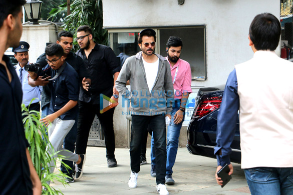 anil kapoor nora fatehi snapped at nm college festival 3