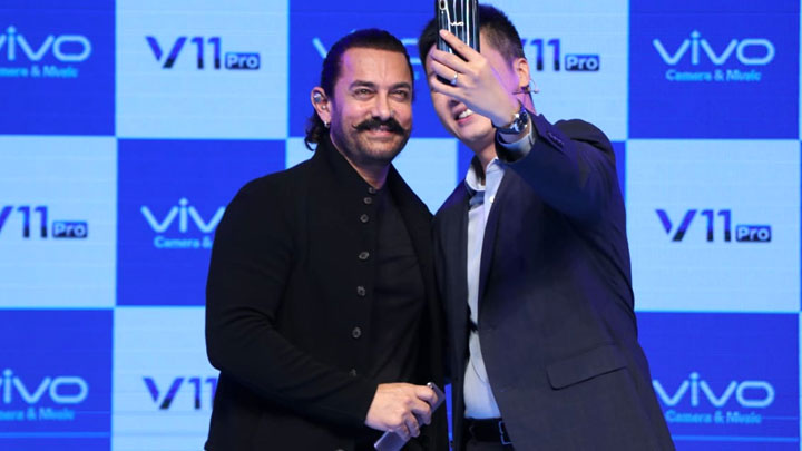 CHECK OUT: Aamir Khan at the launch of Vivo V11 PRO