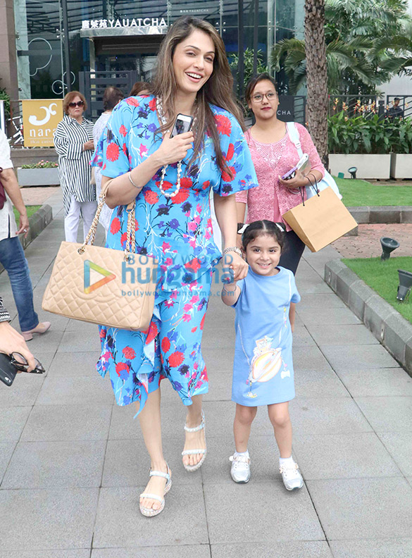 eesha koppikar spotted at yauatcha in bkc 6