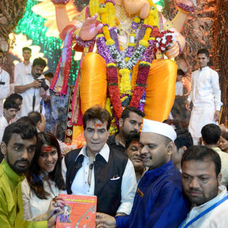 Ekta Kapoor and Jeetendra snapped after Lalbaugcha Raja's darshan