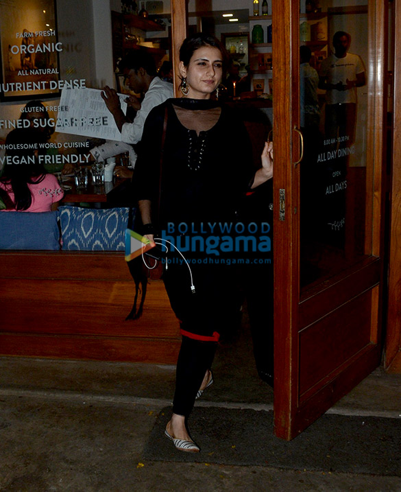 fatima sana shaikh spotted at sequel 3 2