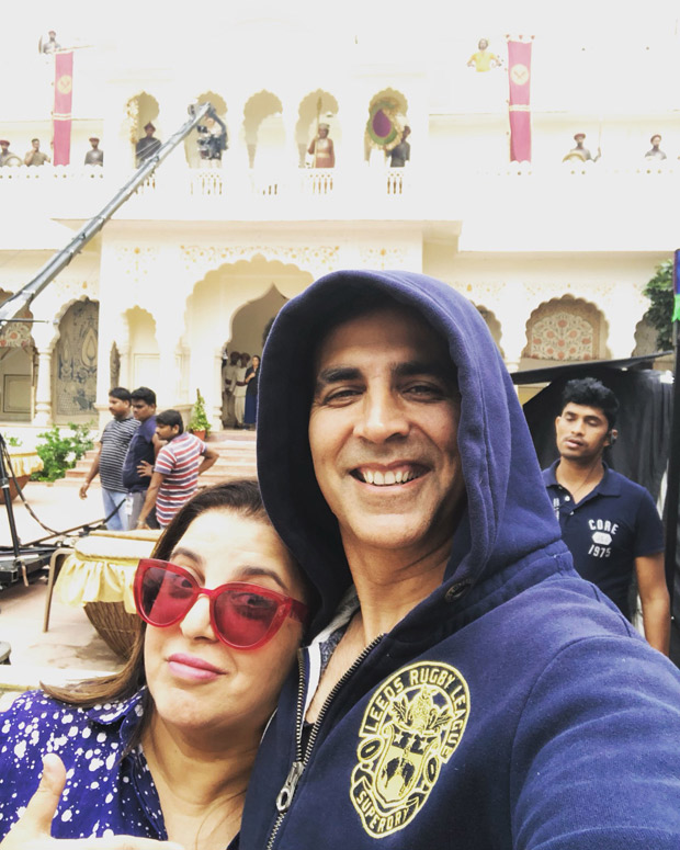 Housefull 4: Akshay Kumar and Farah Khan’s early bird selfie from the sets will give you work goals!