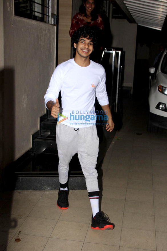 ishaan khatter snapped at matrix office 1