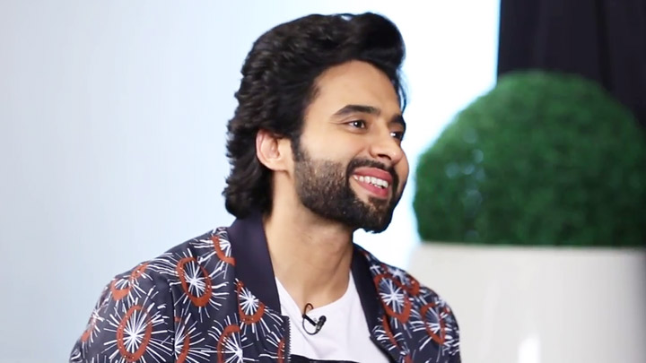 Jackky Bhagnani: “If I meet RANCHO, I will go PARTYING with him” | RAPID FIRE | Mitron Jackky Bhagnani: “If I meet RANCHO, I will go PARTYING with him” | RAPID FIRE | Mitron