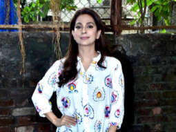 Juhi Chawla spotted after shooting for her upcoming film at Mehboob Studio