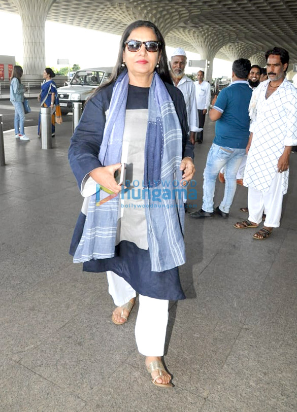 kajol abhishek bachchan shabana azmi and others snapped at the airport 3