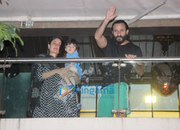 kareena kapoor khan snapped greeting her fans on her birthday 4