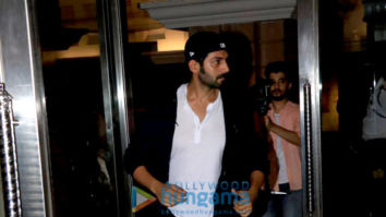 Kartik Aaryan snapped attending the Mufti show at ITC Maratha