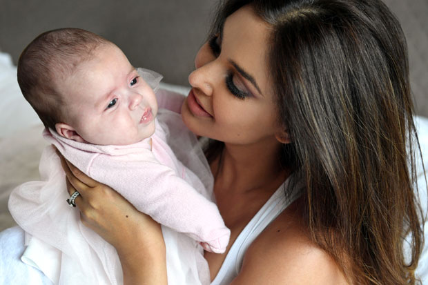 Lisa Ray introduces her twins Sufi and Soleil with a heartfelt note on her journey to motherhood Lisa Ray introduces her twins Sufi and Soleil with a heartfelt note on her journey to motherhood