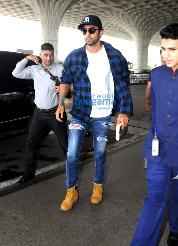 Ranbir Kapoor, Sonal Chauhan and others snapped at the airport Ranbir Kapoor, Sonal Chauhan and others snapped at the airport