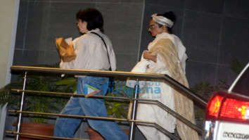 Rekha spotted at Hinduja Hospital in Khar