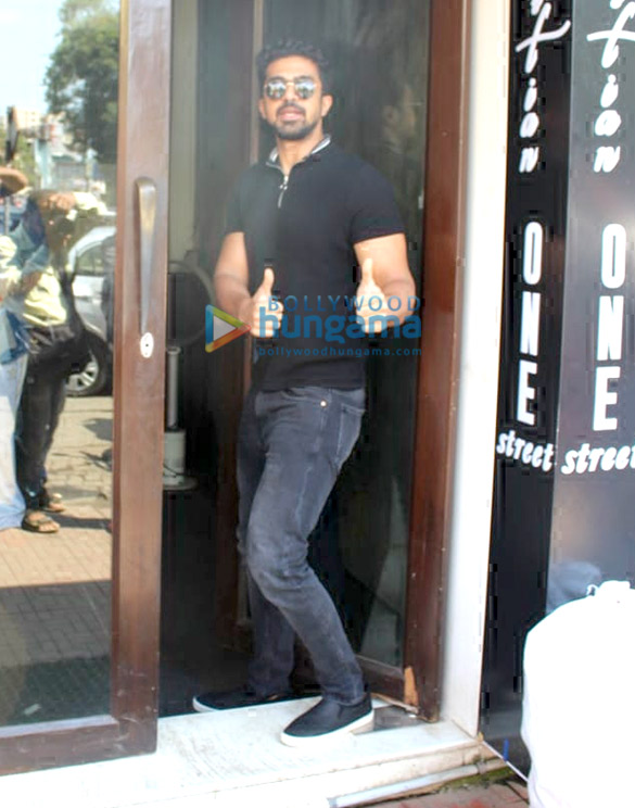 saqib saleem snapped in bandra 3 2