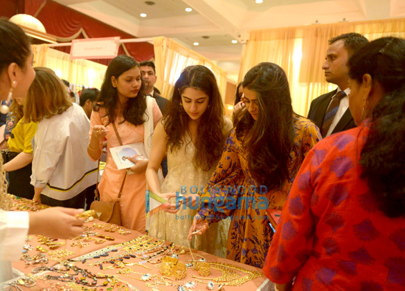 sara ali khan snapped with tanya ghavri at dhoom dham weddings delhi 2