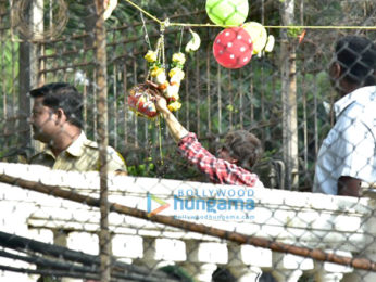 Shah Rukh Khan, Gauri Khan and AbRam greet fans on the occasion of Janmashtami