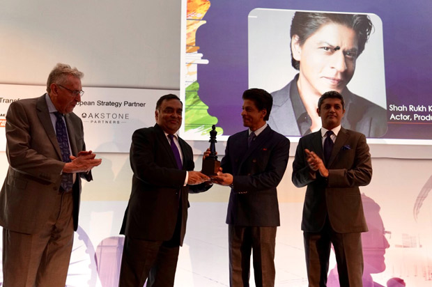 Shah Rukh Khan gets felicitated at India - UK Business summit in London